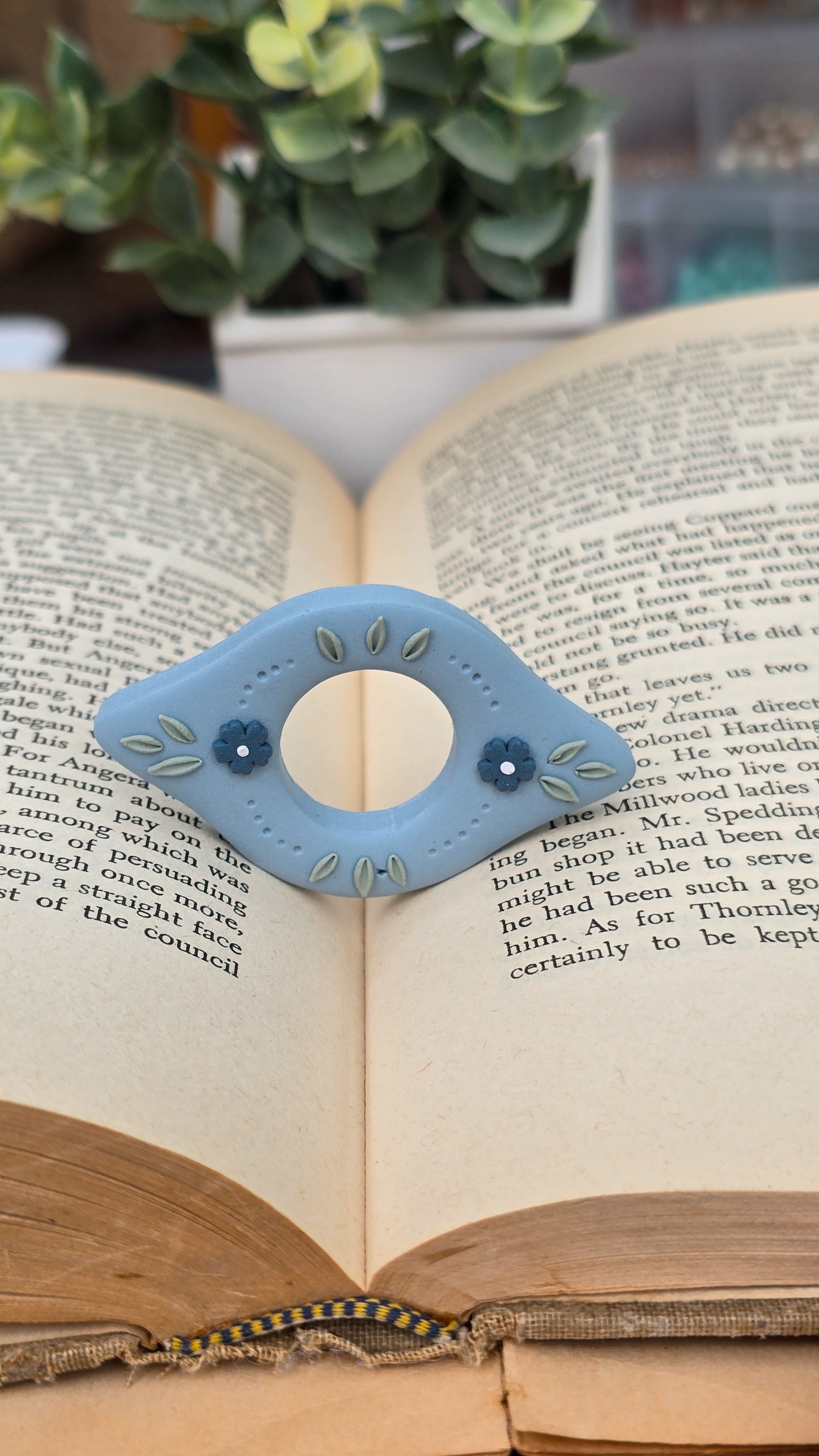 Floral Page Holder