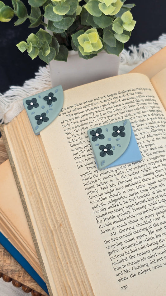 Corner Book Mark | Azul